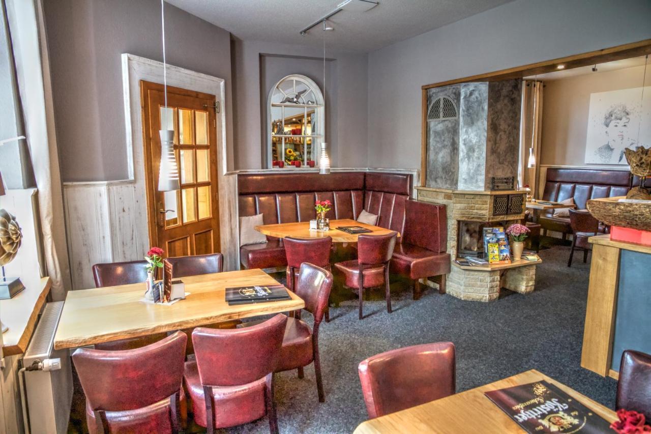 Restaurant Und Zur Nassen Ecke Pensjonat *